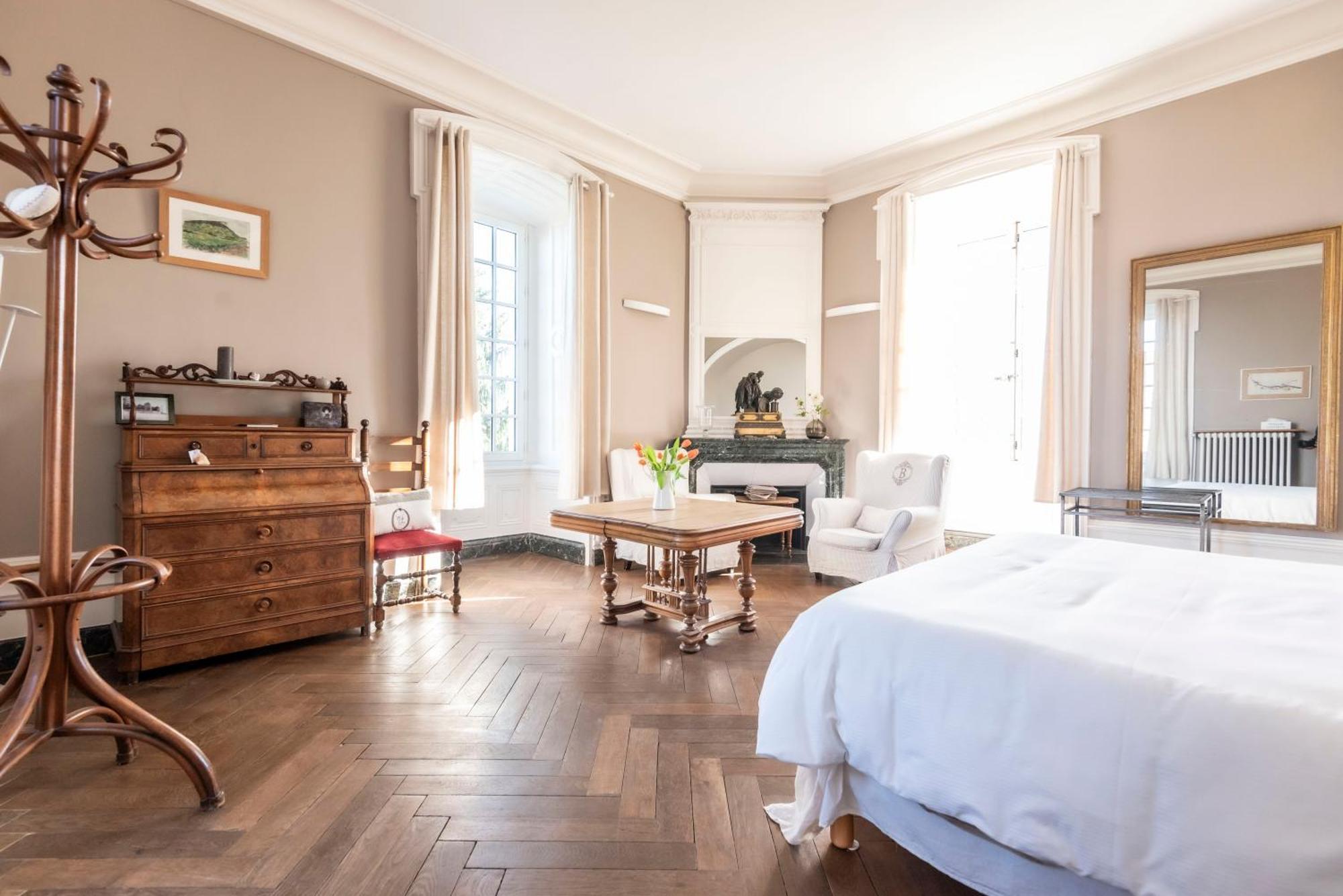 Chateau De Salornay Hurigny ภายนอก รูปภาพ